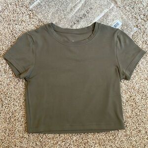 Paragon Naked Short Sleeve Crop